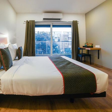 โอโย ทาวน์เฮาส์ 211 ลากูน่า อีซีอาร์ Hotel เชนไน ภายนอก รูปภาพ
